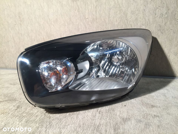 LAMPA PRZEDNIA LEWA KIA PICANTO II 92101-1Y0