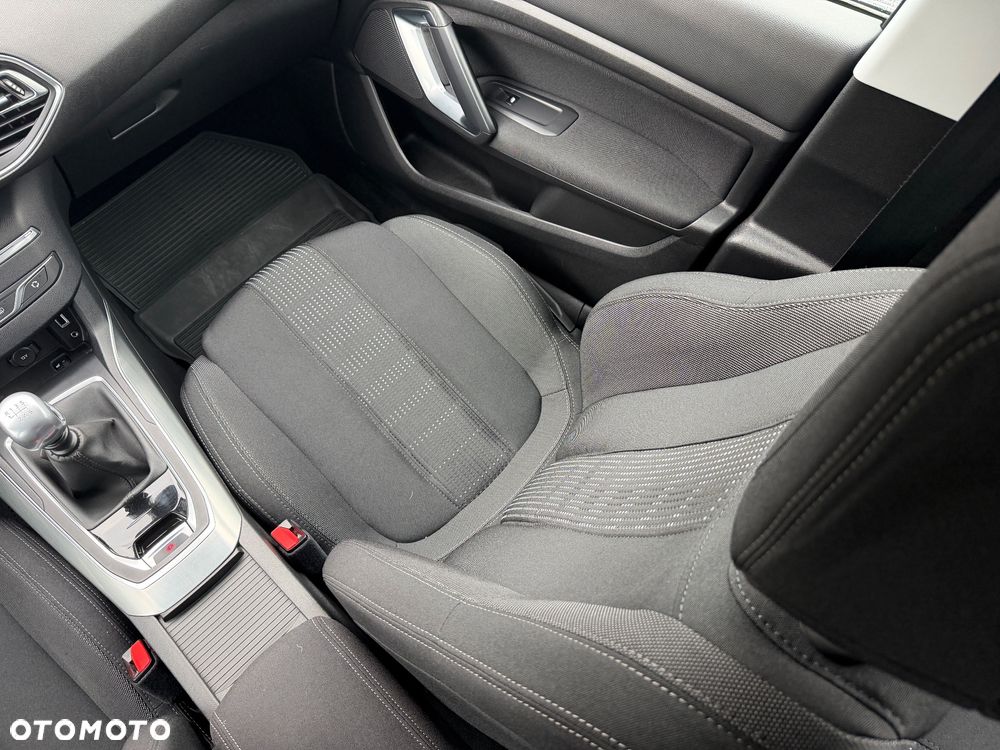 Peugeot 308 BlueHDi 120 Stop & Start Allure - 20