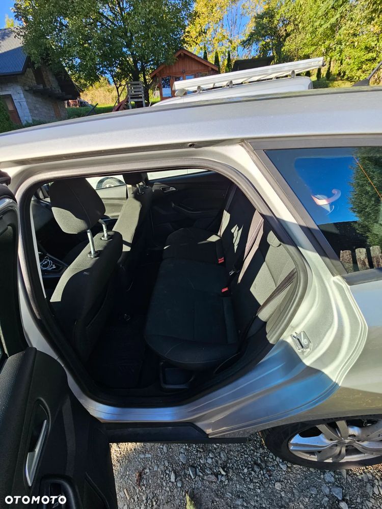 Ford Focus - 8