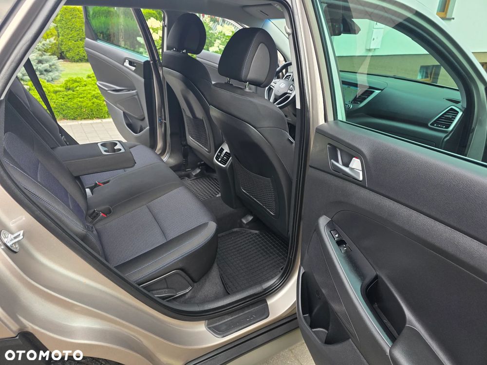 Hyundai Tucson blue 1.6 GDi 2WD Passion - 11