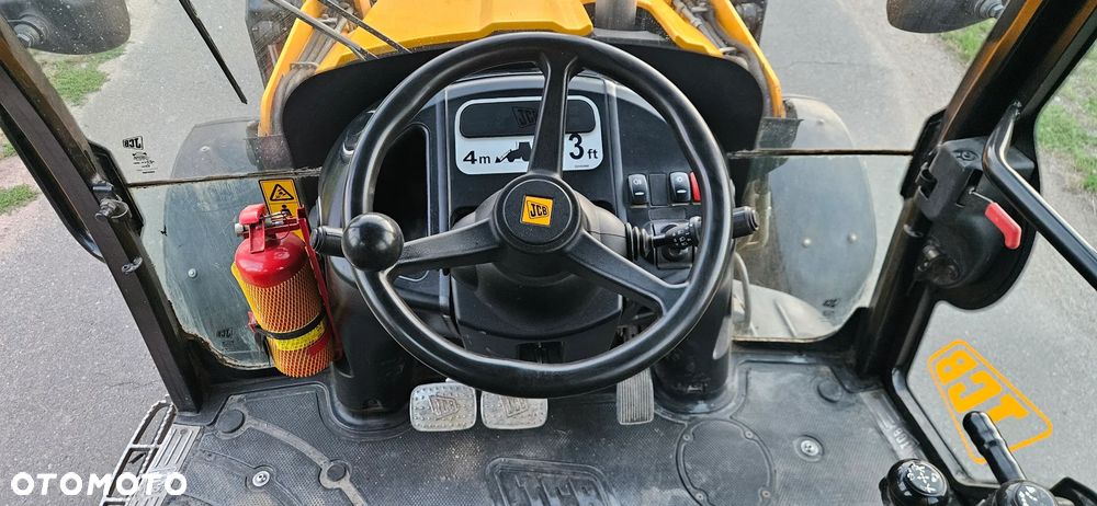 JCB 3CX - 10