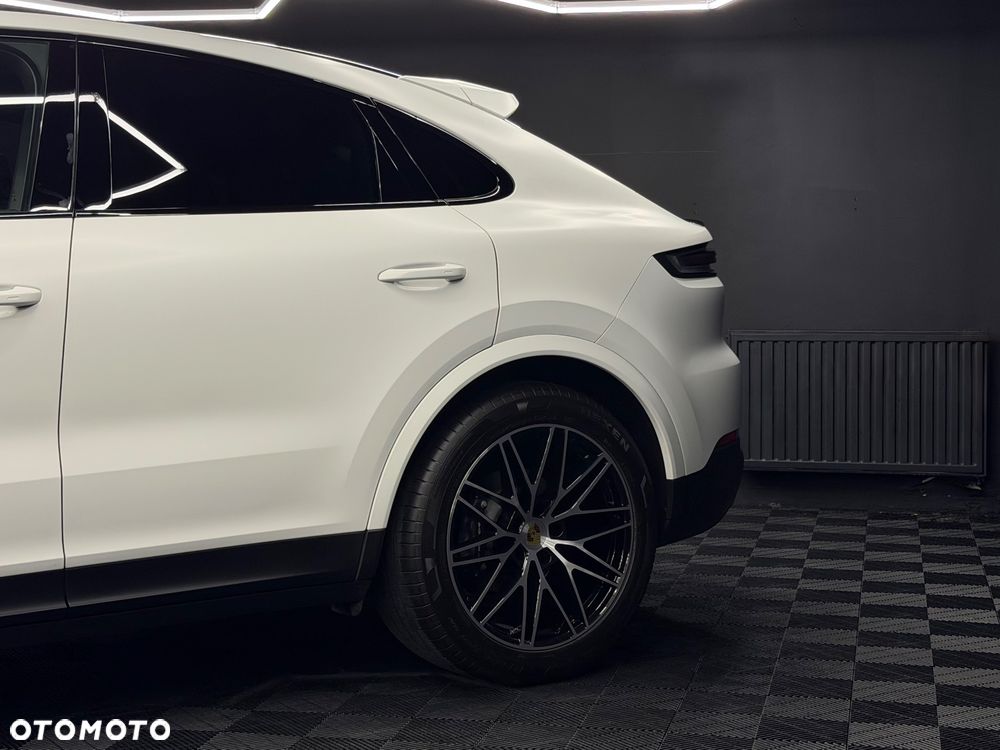 Porsche Cayenne Standard - 3