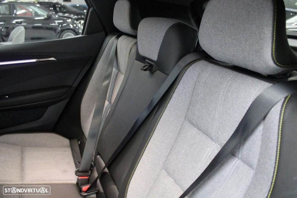 Renault Scénic E-Tech 220 Long Range Techno - 14