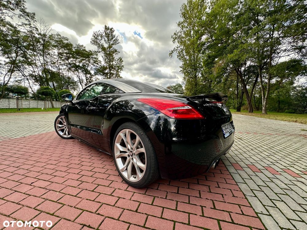 Peugeot RCZ 1.6 200 THP Red Carbon - 11