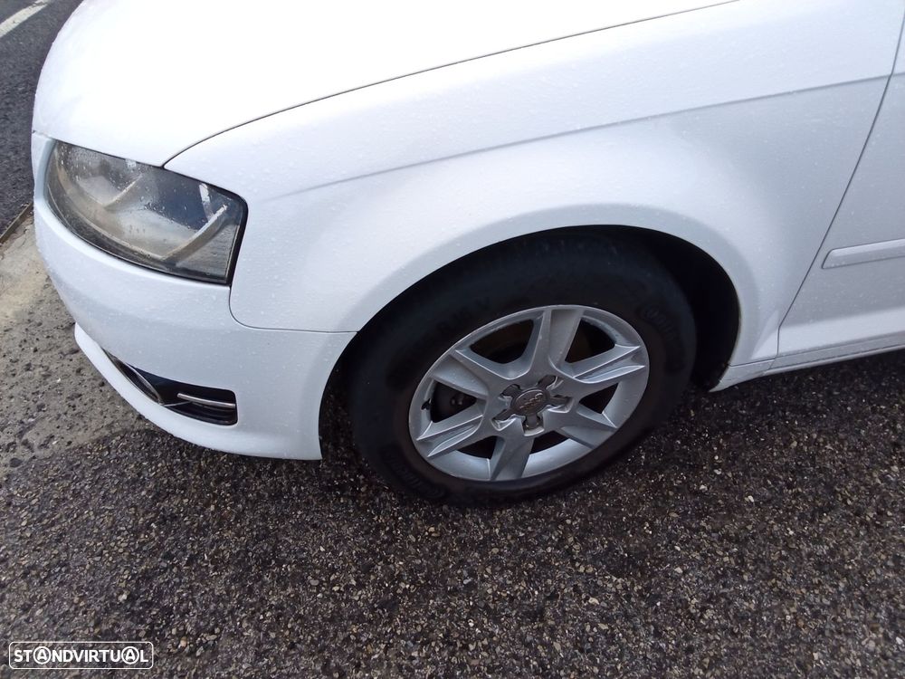 Audi A3 Sportback 1.6 TDI Advance - 6
