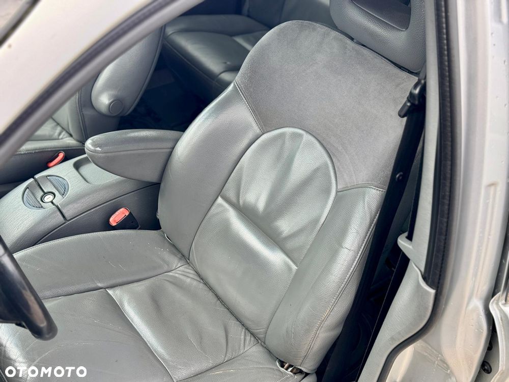 Chrysler Grand Voyager 3.3 Automatik Limited - 24