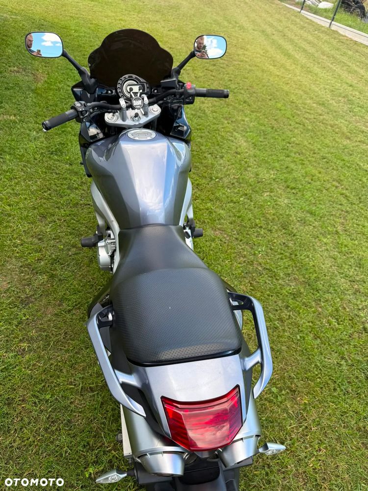 Yamaha FZ6 - 20