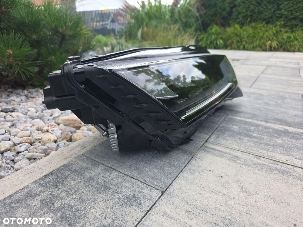 SKODA OCTAVIA 4 IV 5E4 LIFT Lampa prawa Kompletna Full Led Basic 5E4941010 - 4