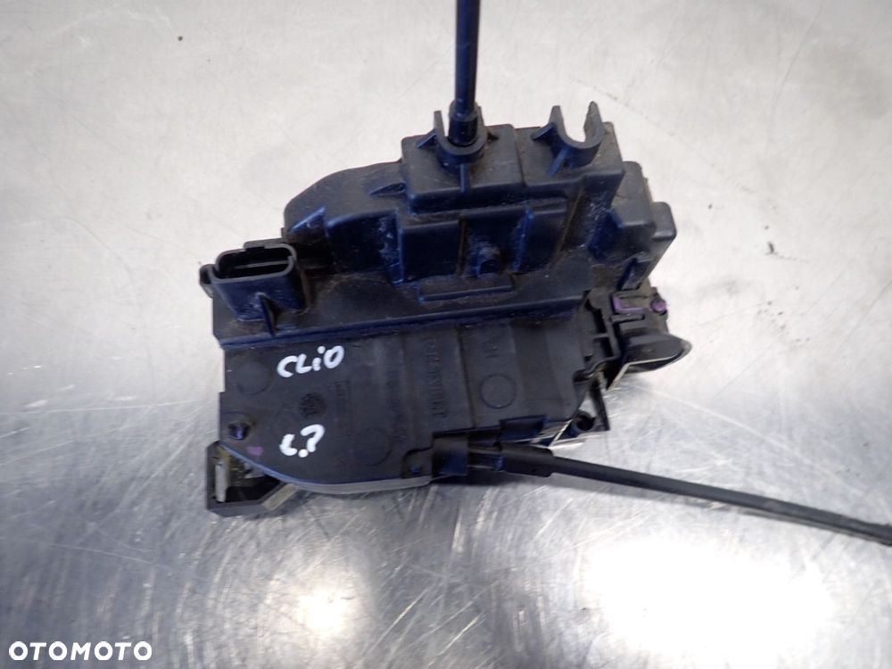ZAMEK LEWY PRZÓD DRZWI RENAULT CLIO III LIFT 1.5 - 4