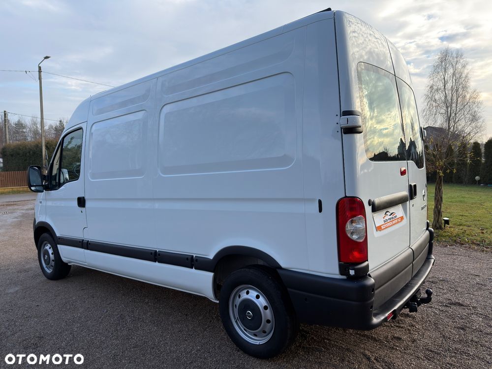 Nissan Interstar - 13