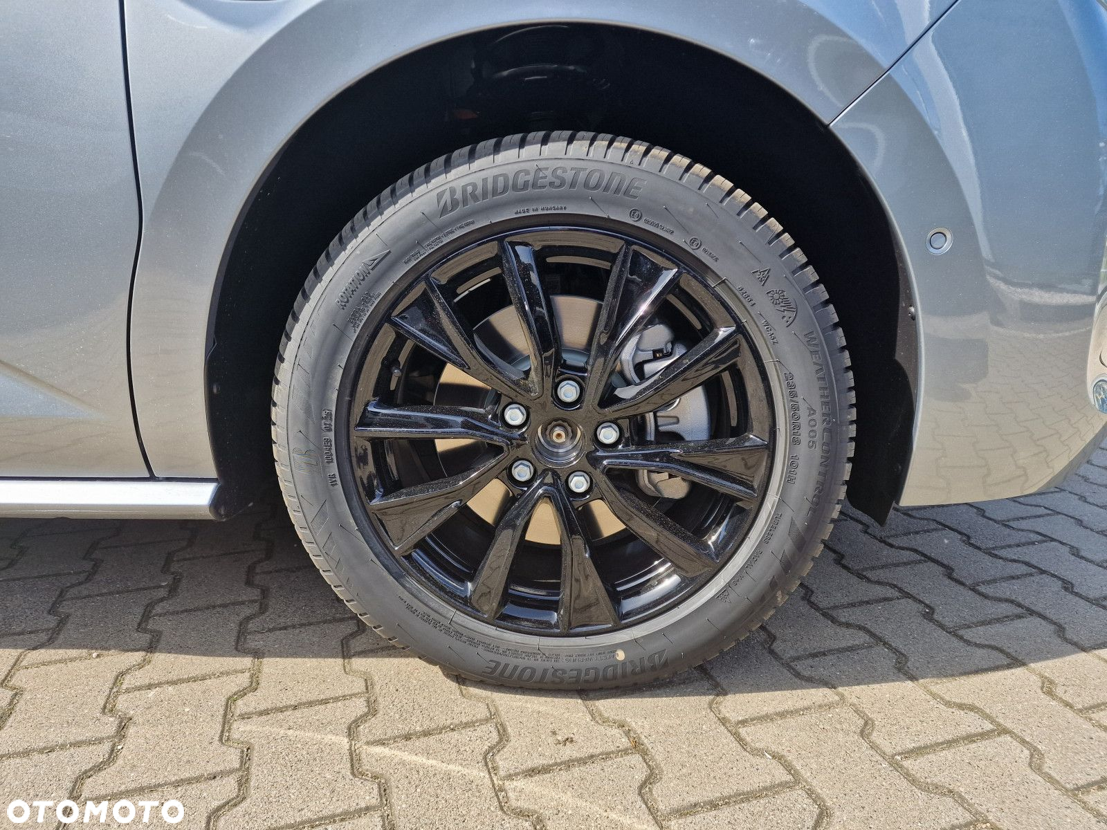 Volkswagen Multivan - 7