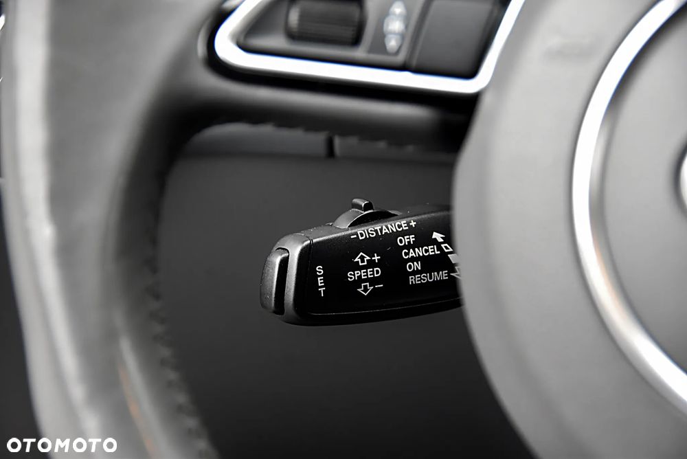 Audi A4 Avant 2.0 TDI Quattro S tronic - 27