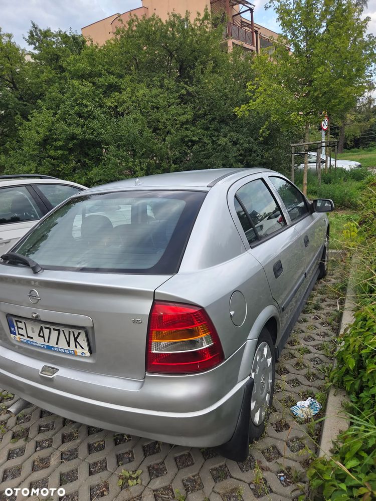 Opel Astra - 1