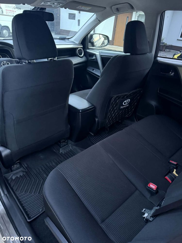 Toyota RAV4 2.0 Premium - 11