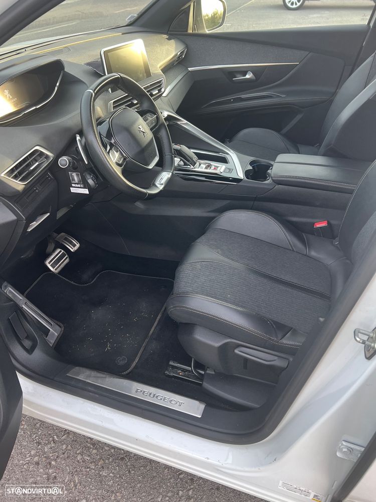 Peugeot 5008 1.5 BlueHDi GT Line EAT8 - 22