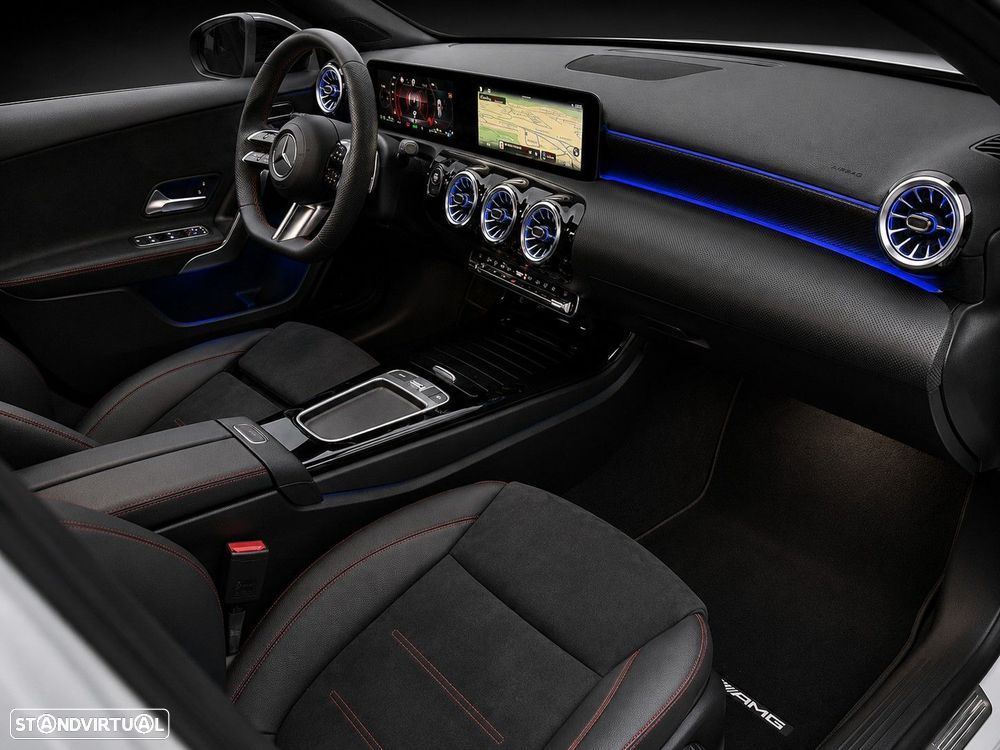Mercedes-Benz CLA 250 e — fotografia 9