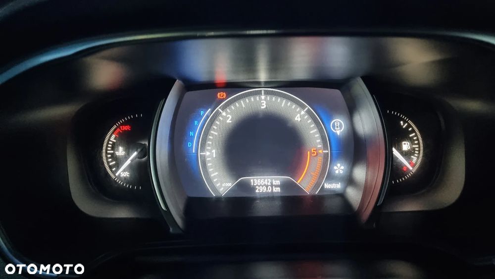 Renault Megane 1.5 Blue dCi Equilibre EDC - 12