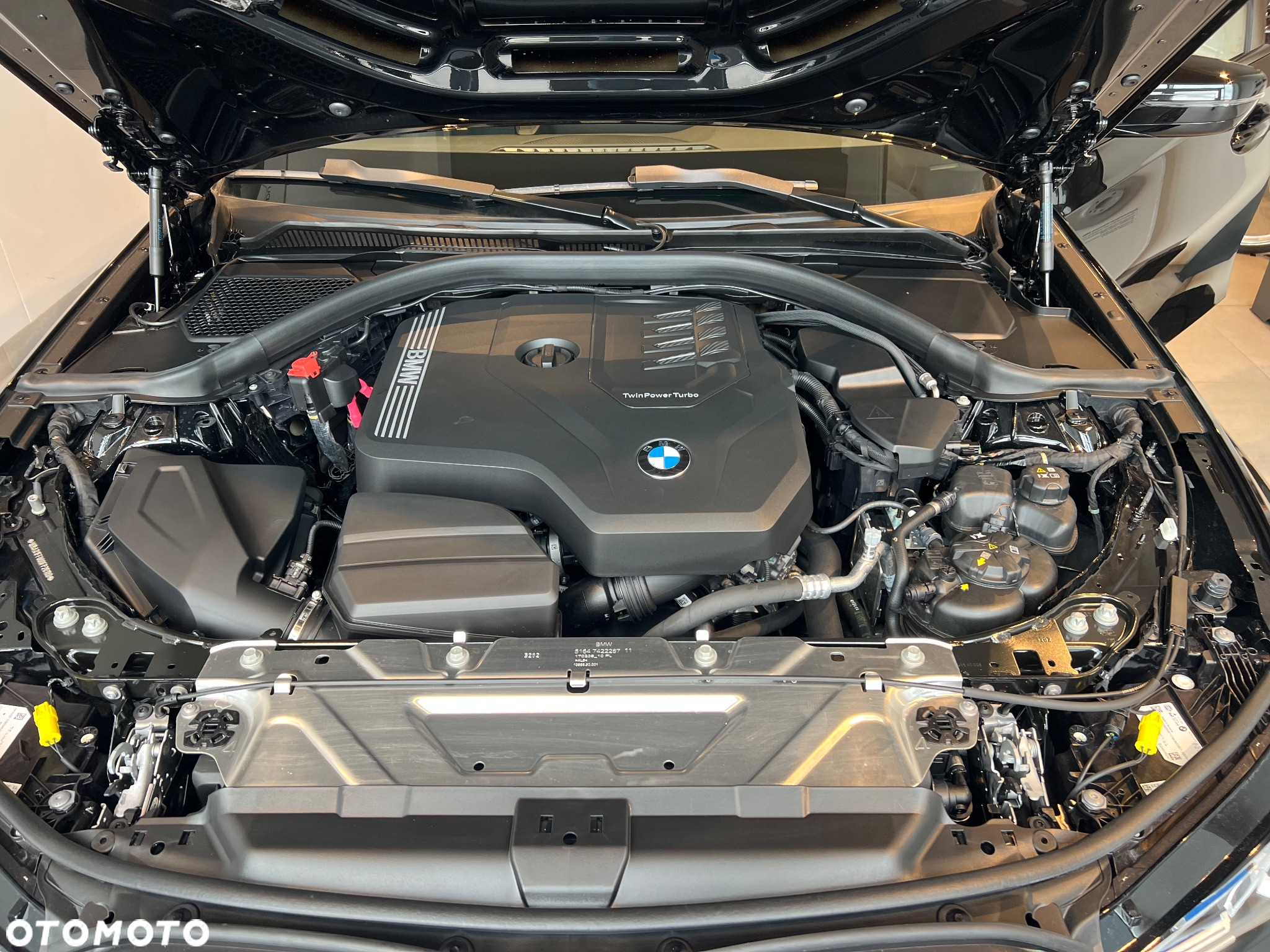 BMW Seria 3 330i xDrive - 17