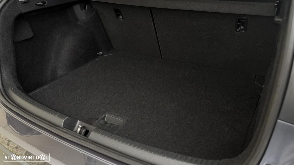 VW Taigo 1.0 TSI Life DSG - 32