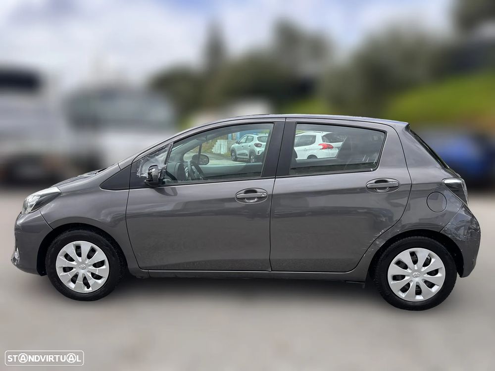 Toyota Yaris Hybrid 1.5 Cx Automática de 2013 para peças - 3