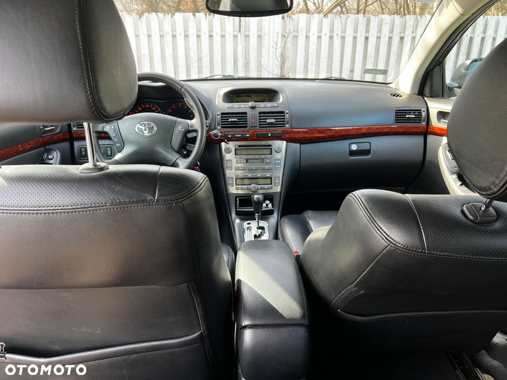 Toyota Avensis 2.4 VVT-i Prestige - 23
