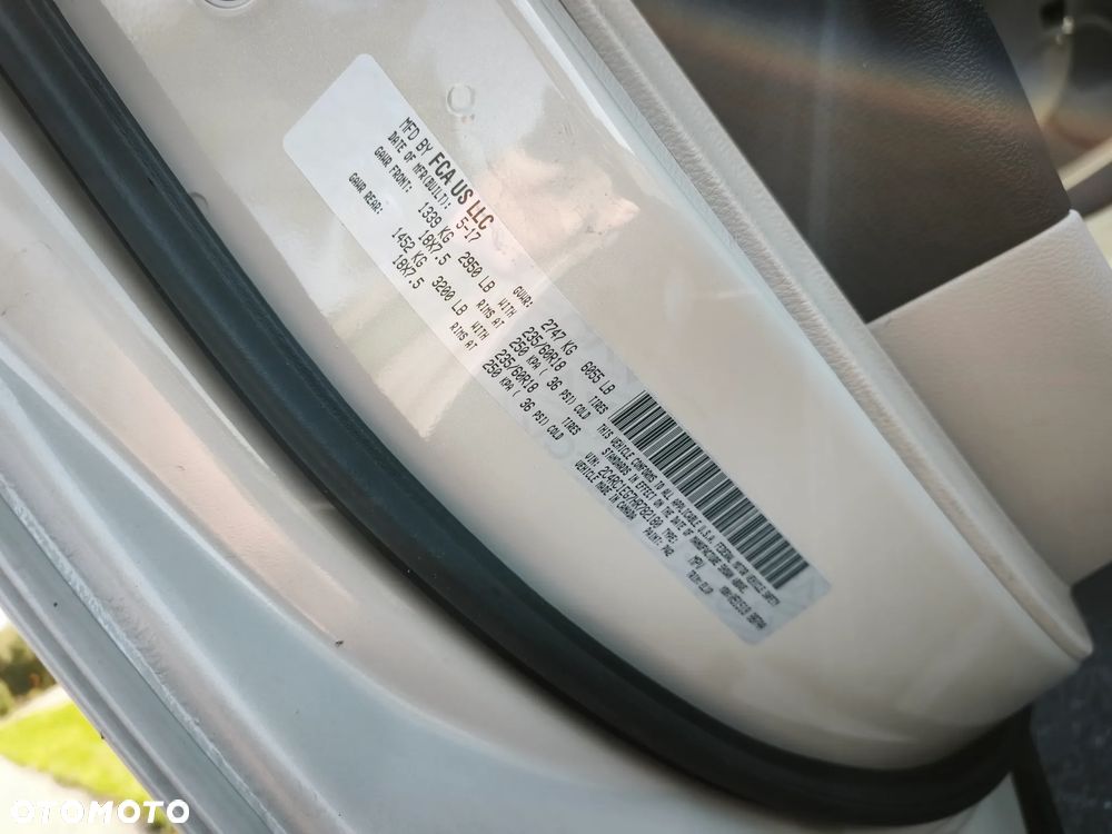 Chrysler Pacifica - 36
