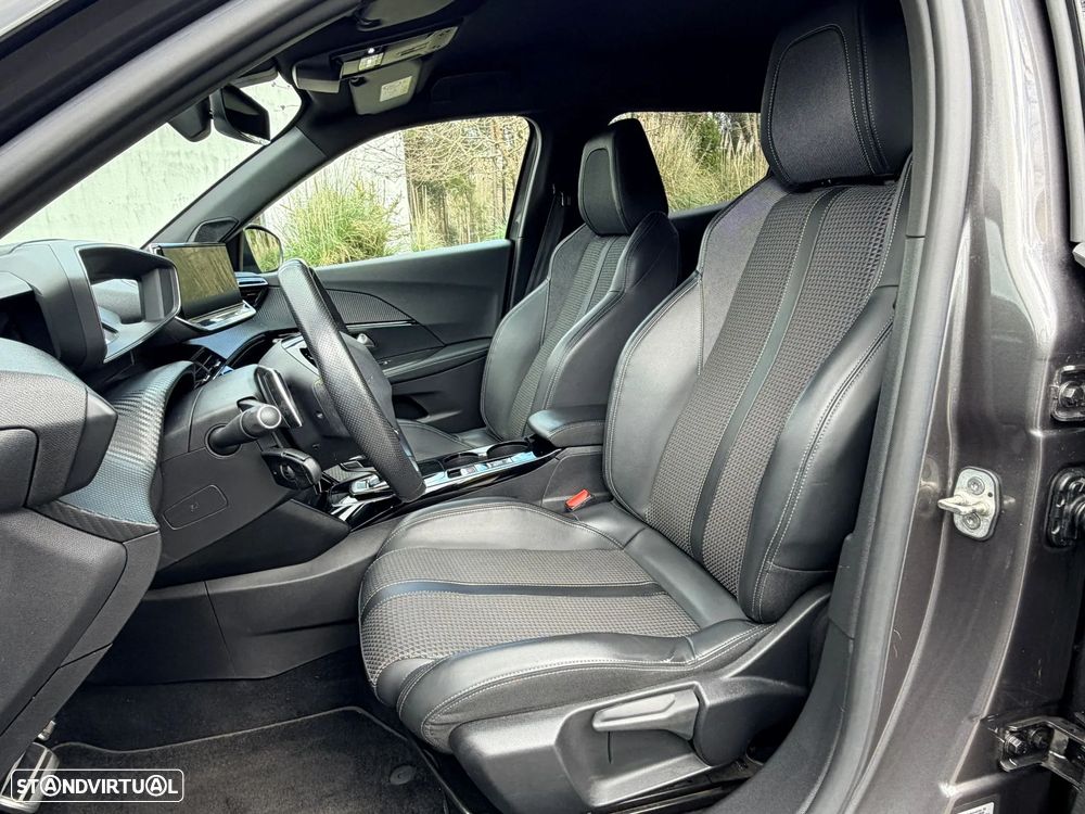 Peugeot 2008 1.5 BlueHDi GT Pack EAT8 - 5