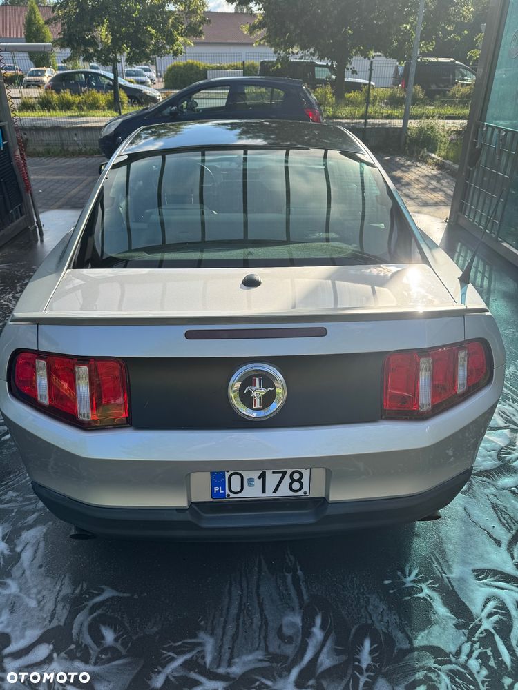 Ford Mustang - 6