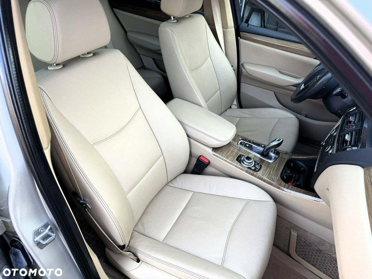 BMW X3 xDrive35i - 28