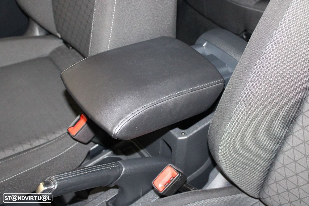 Volkswagen T-Cross 1.0 TSI Life — fotografia 26