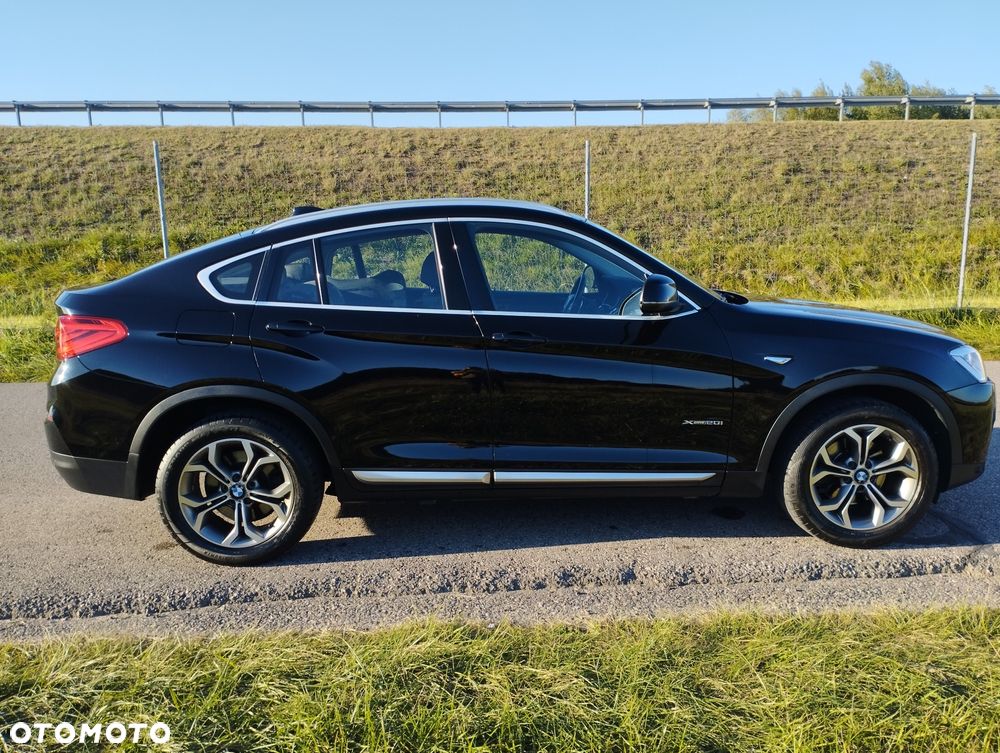 BMW X4 xDrive20i xLine - 9