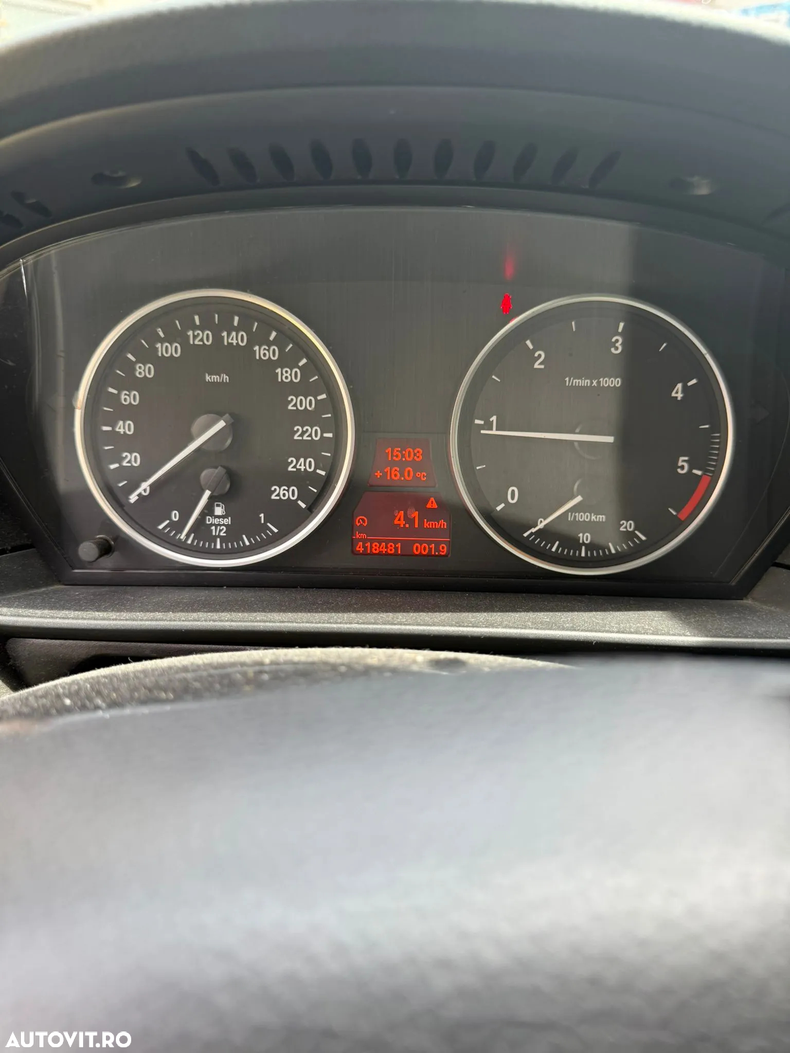 BMW Seria 5 520d Touring - 3