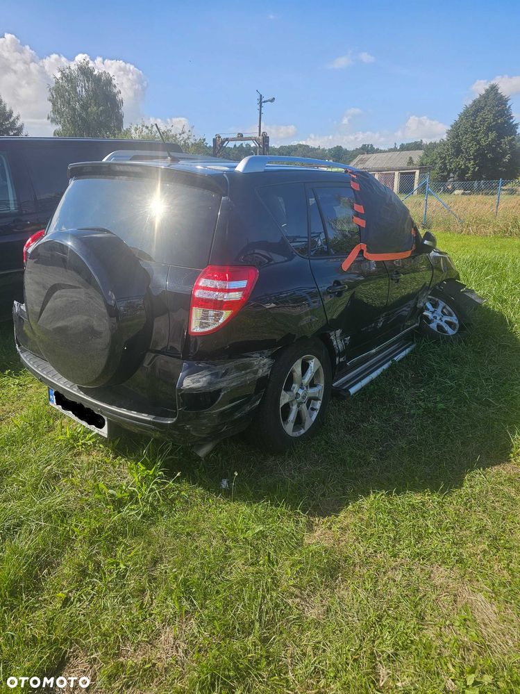 Toyota RAV4 - 5