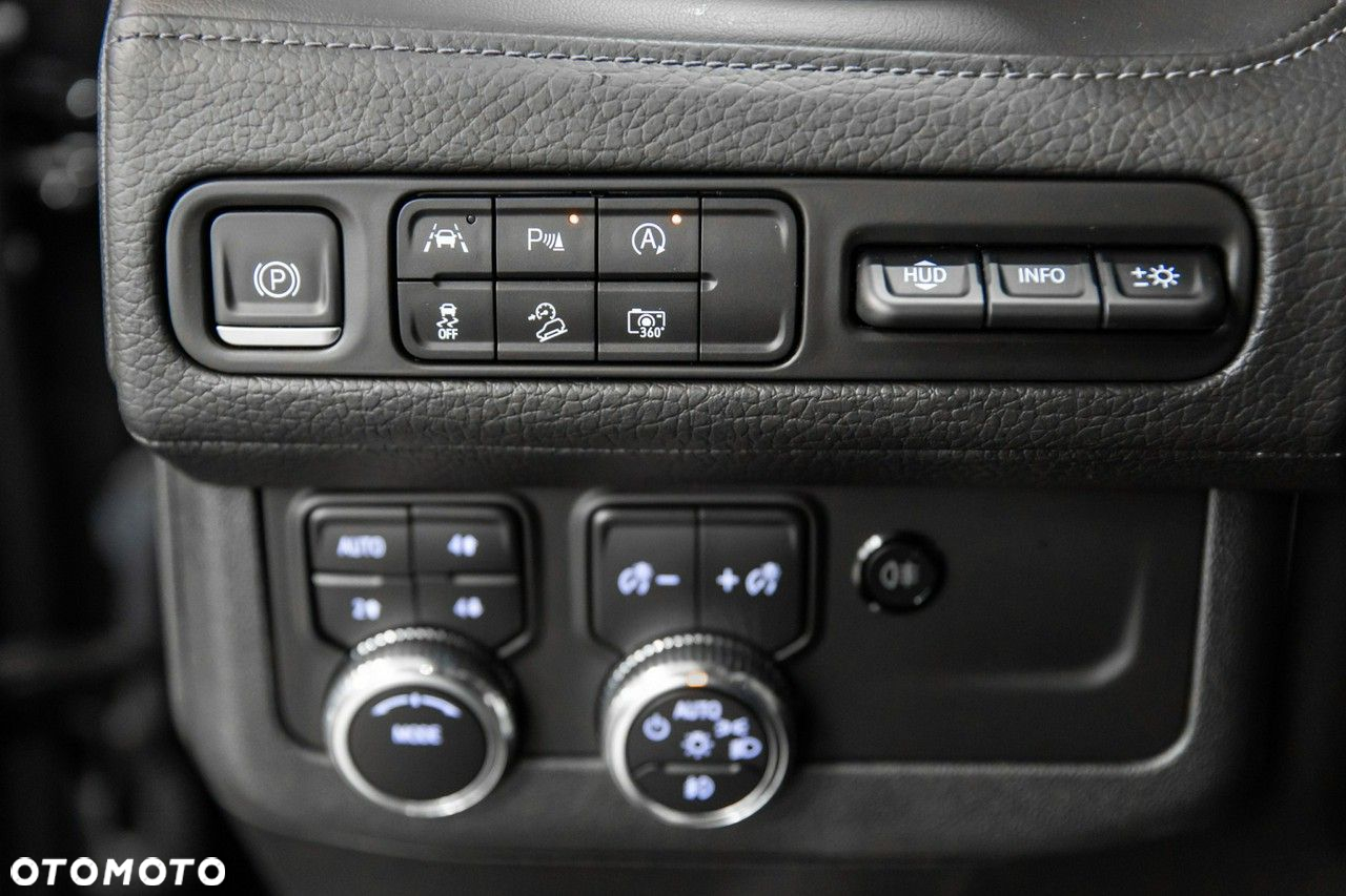 GMC Yukon - 31