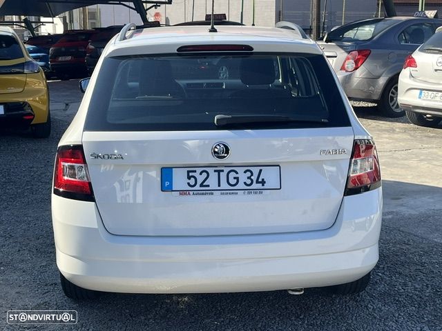 Skoda Fabia Break 1.0 Active - 6