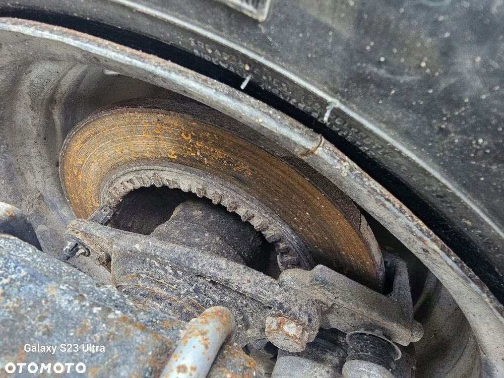 Most tylny z ABS Maxity Cabstar NT400 - 2