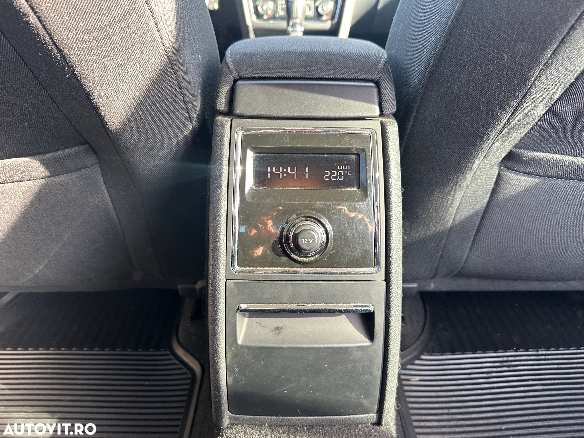 Skoda Superb 2.0 TDI 4x4 DSG Elegance - 13