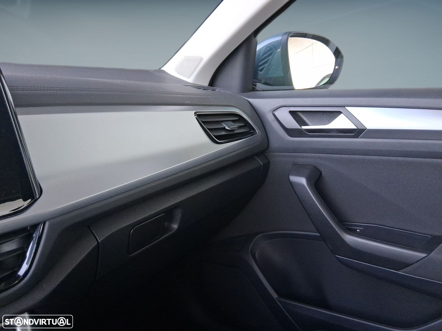VW T-Roc - 22