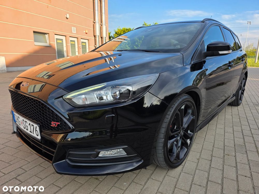 Ford Focus 2.0 TDCi ST mit Leder-Sport-Paket - 4