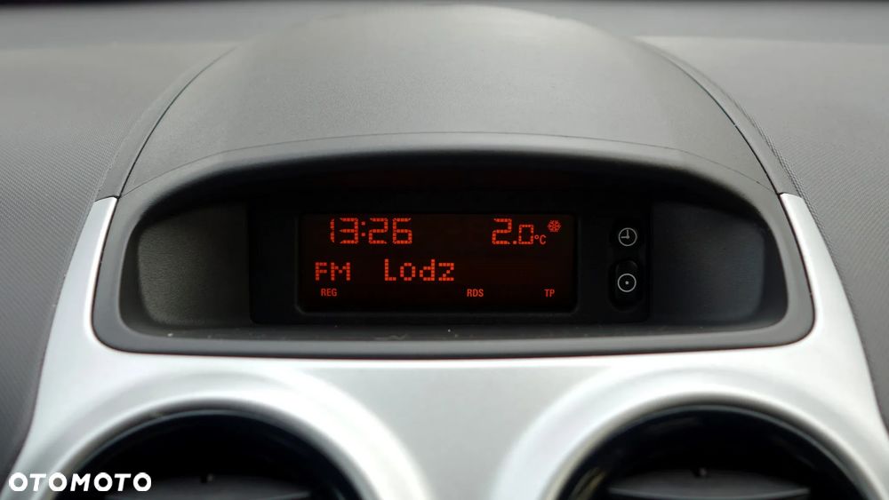 Opel Corsa 1.2 16V Innovation 110 Jahre - 16