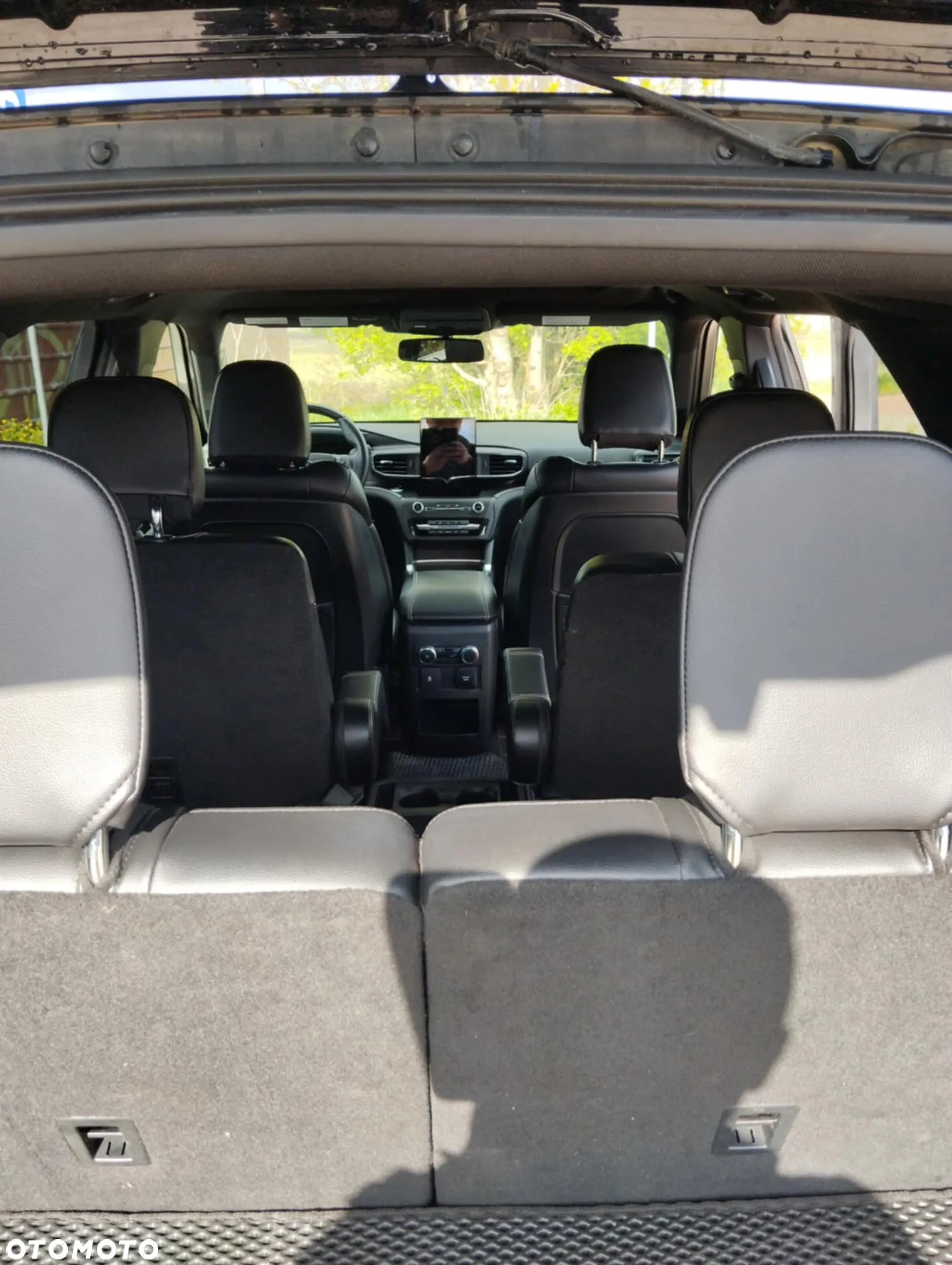 Ford Explorer - 19