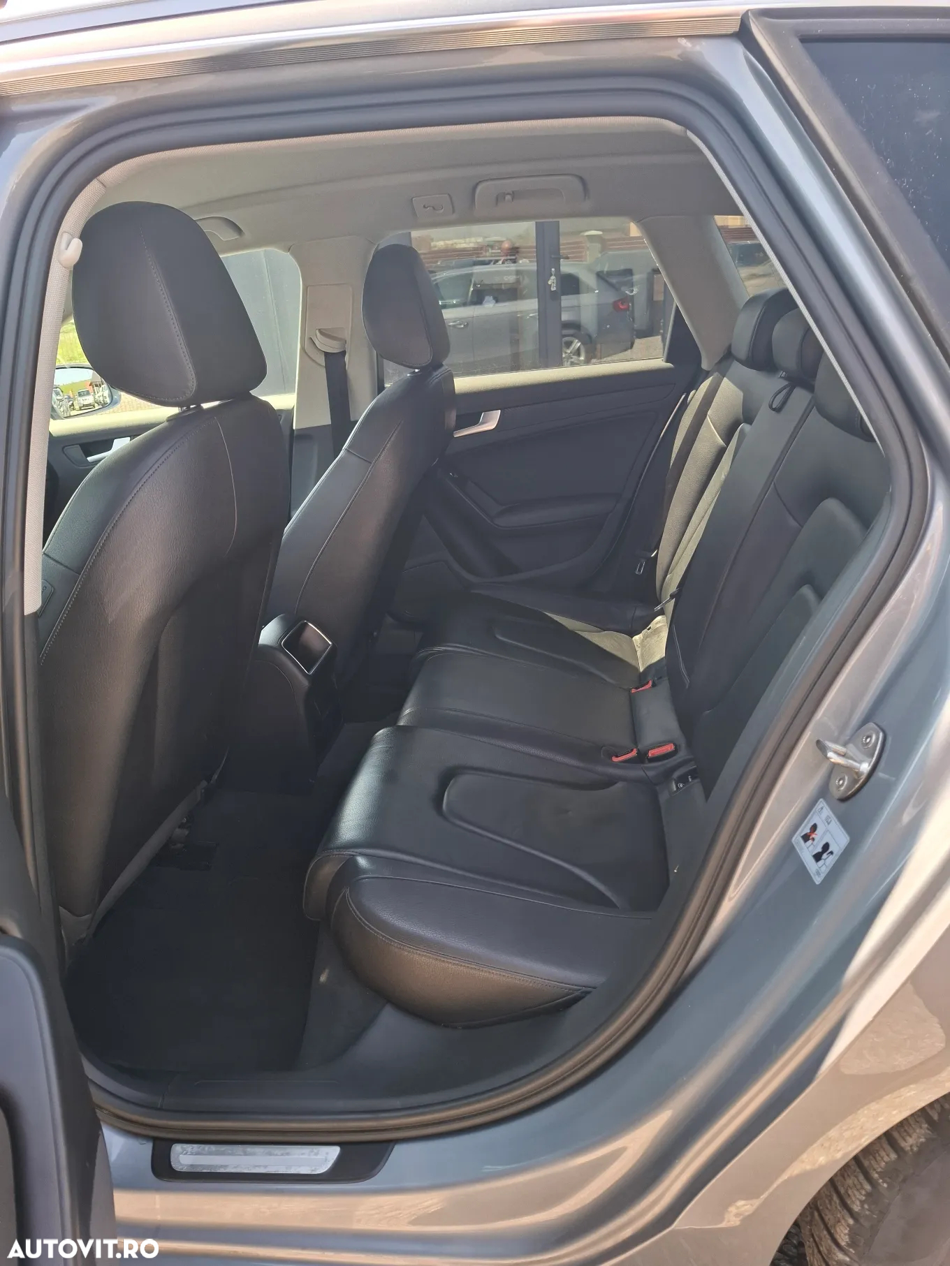 Audi A4 Avant 2.0 TDI e DPF S line Sportpaket - 8