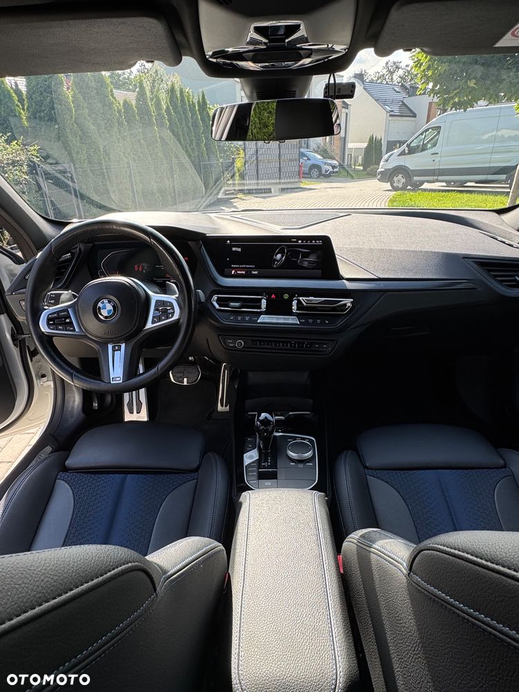 BMW Seria 1 120d xDrive M Sport - 14
