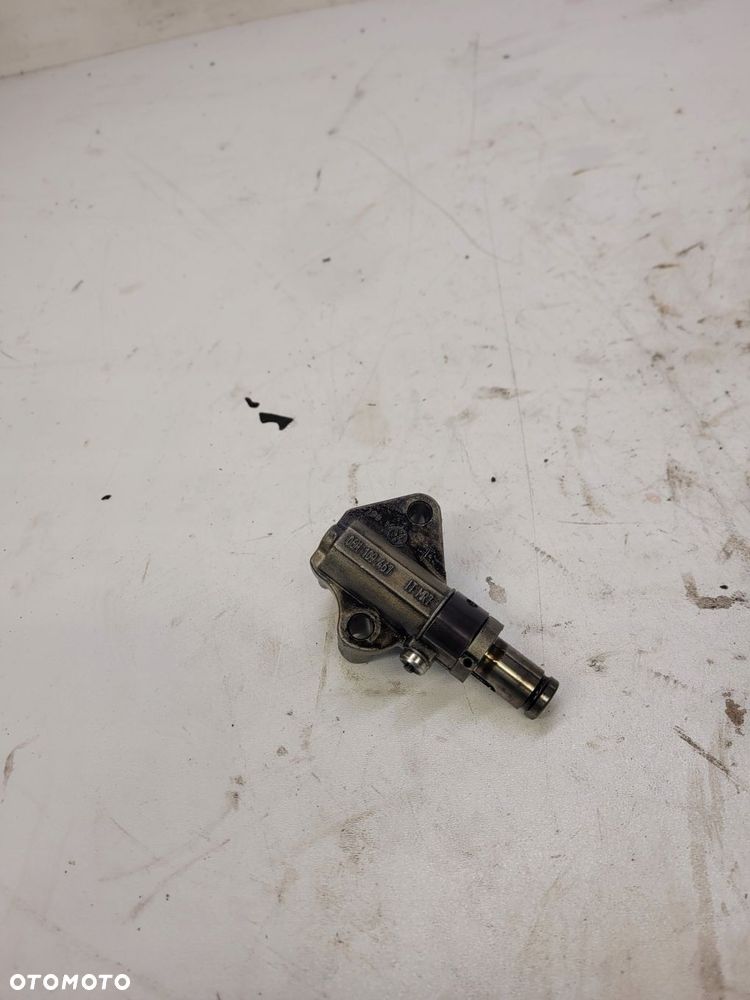 NAPINACZ ROZRZĄDU AUDI VW 2.0 1.8 TFSI 06H109467 - 2