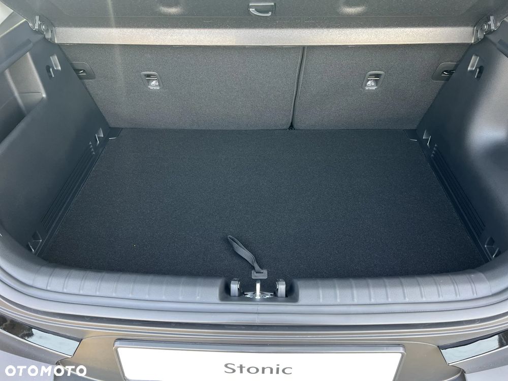 Kia Stonic 1.2 M - 17