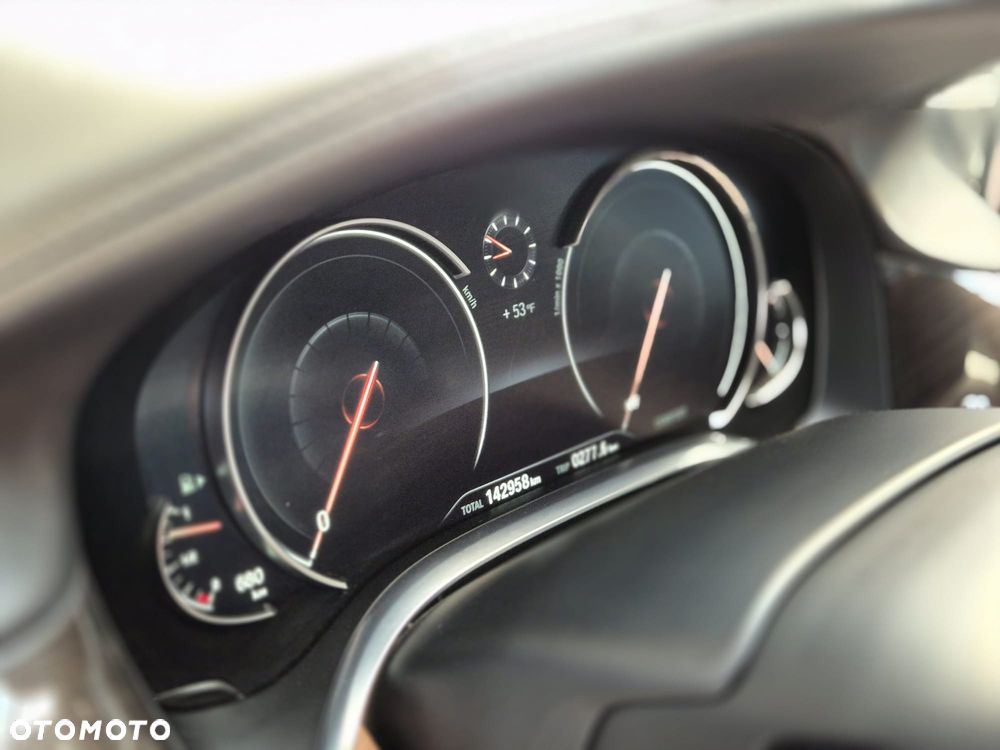 BMW Seria 7 - 21