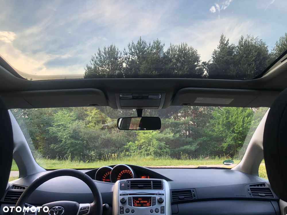 Toyota Verso 1.8 5-Sitzer Executive - 33