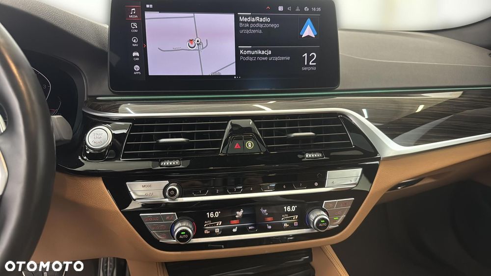 BMW Seria 5 530i xDrive mHEV M Sport sport - 23