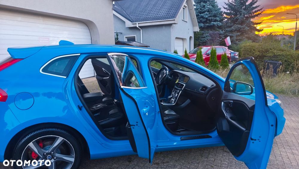 Volvo V40 T5 R-Design Summum - 31