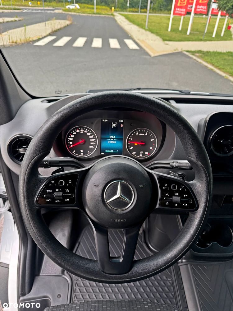 Mercedes-Benz Sprinter 519CDI 5,5t - 12